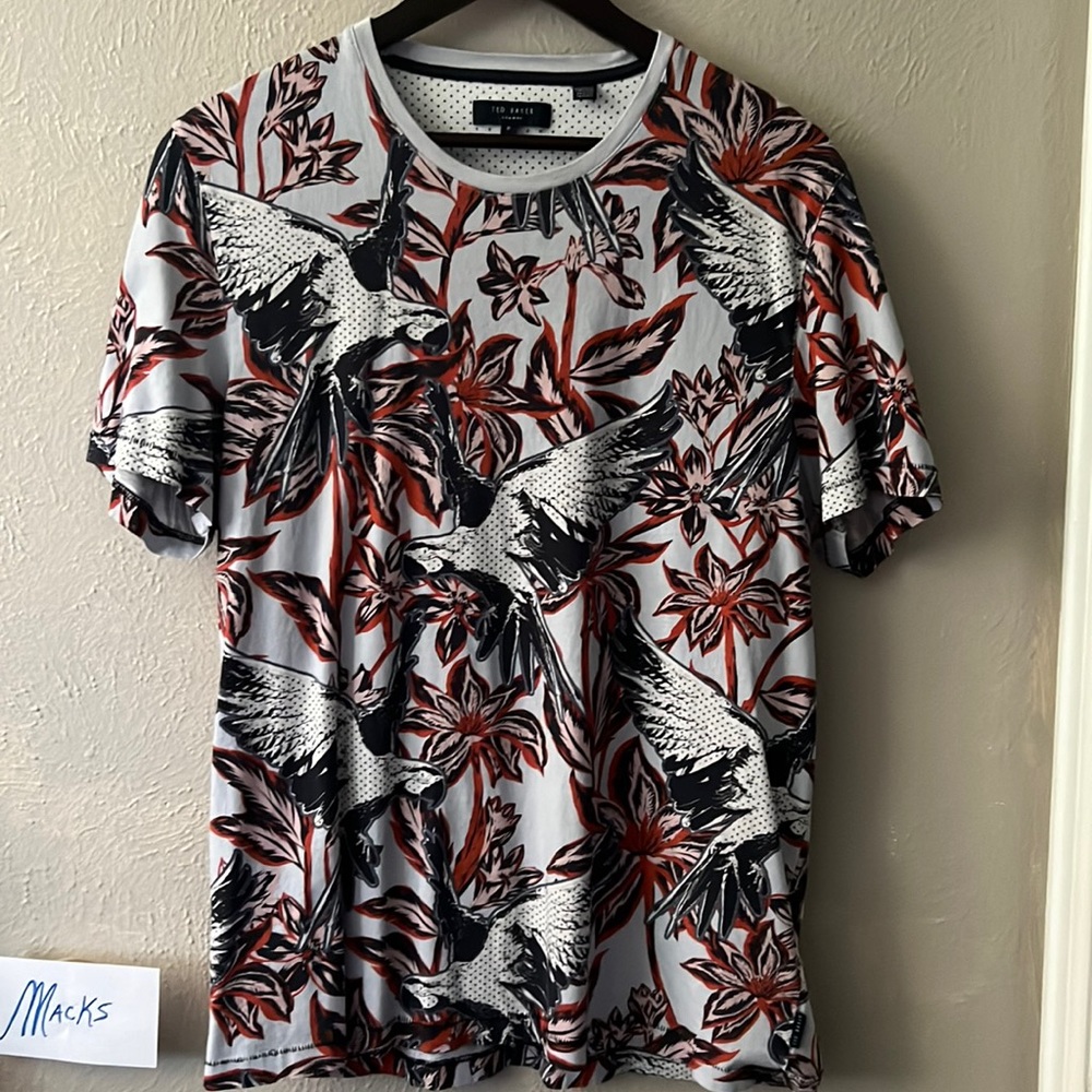 Ted Baker casual mens T-shirt.